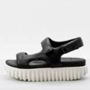 4ccccees sandal genuine leather new size 10